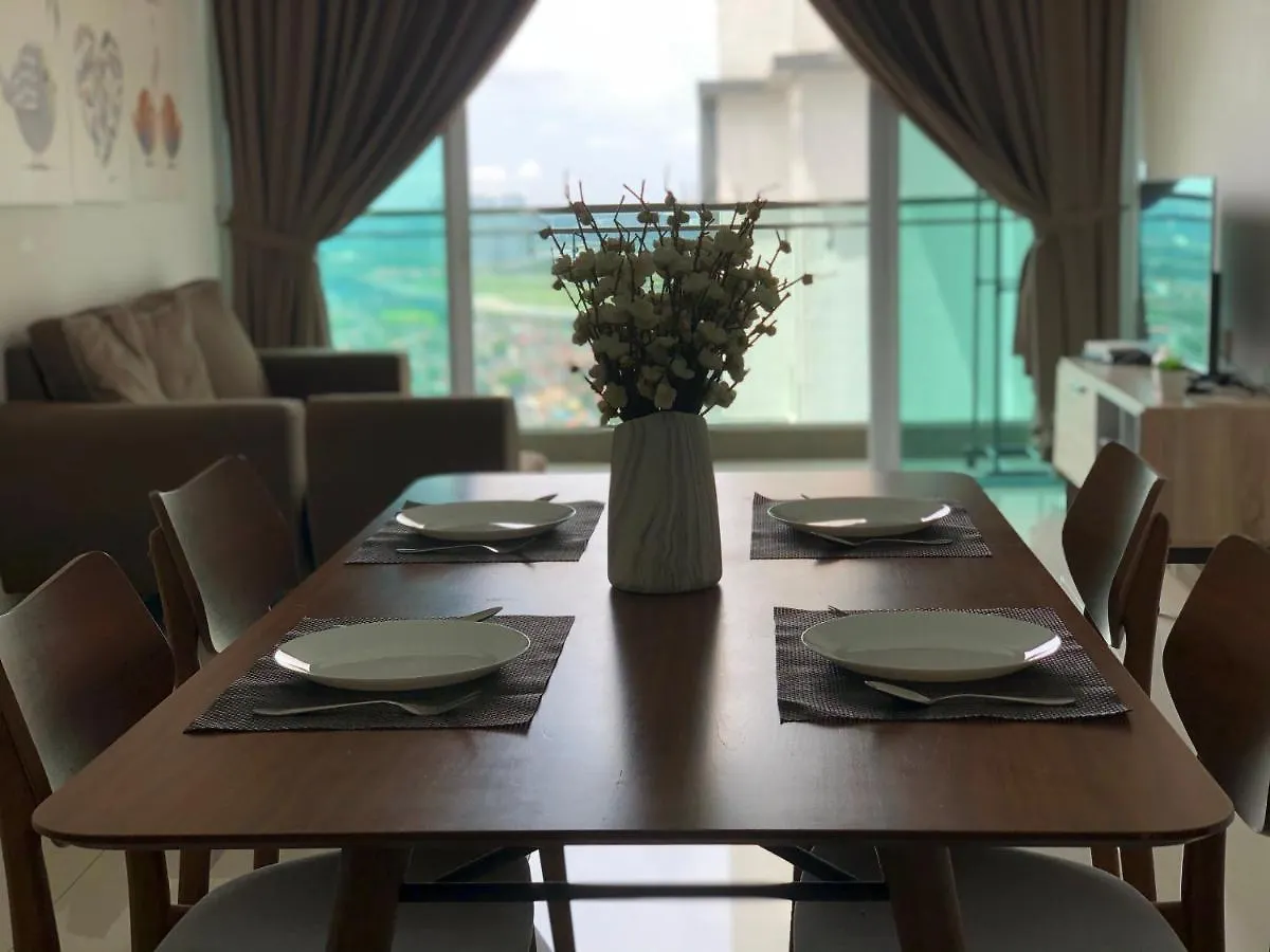 Paragon Suite Homestay By Antlerzone Johor Bahru