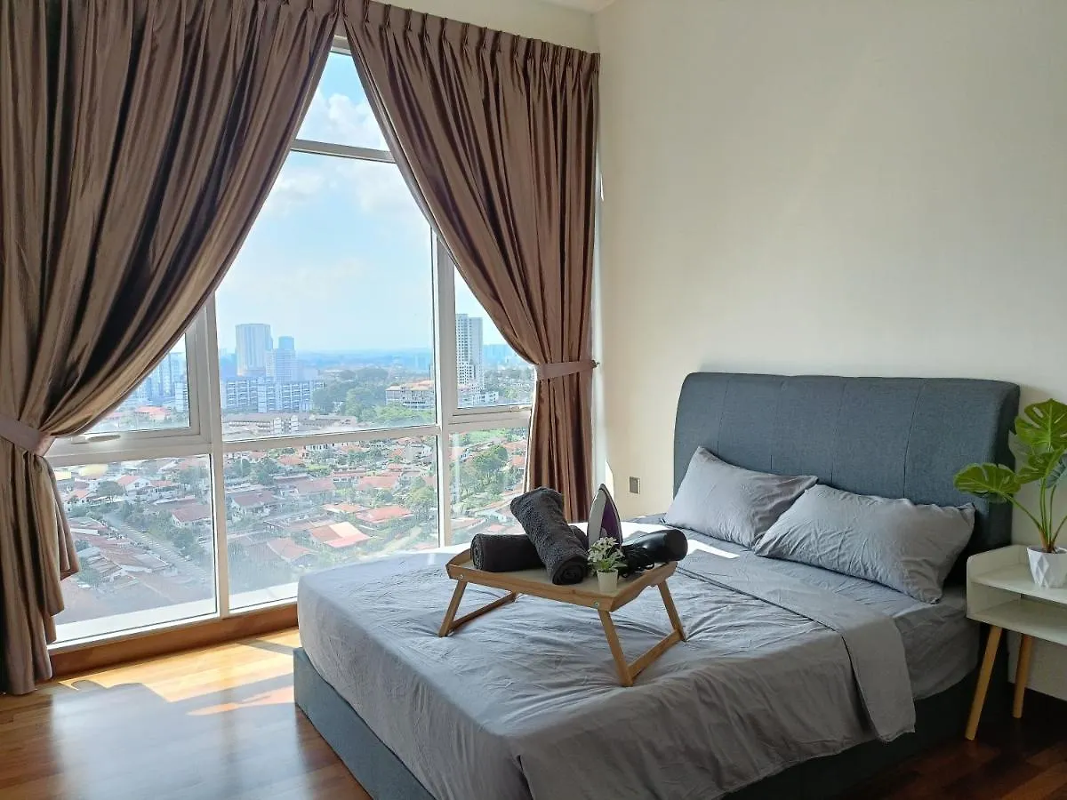 Apartment Paragon Suite Homestay By Antlerzone Johor Bahru