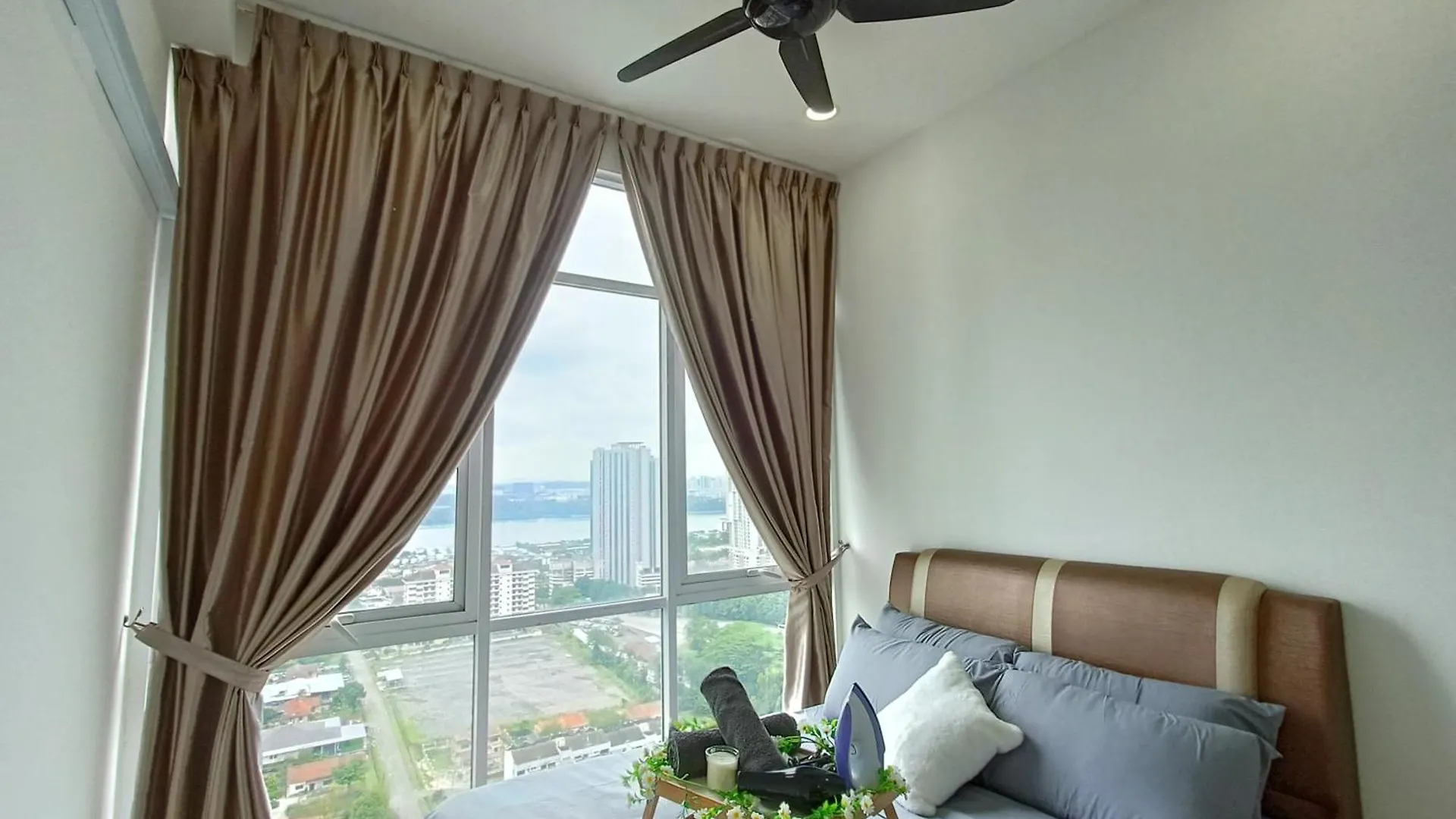 Paragon Suite Homestay By Antlerzone Johor Bahru