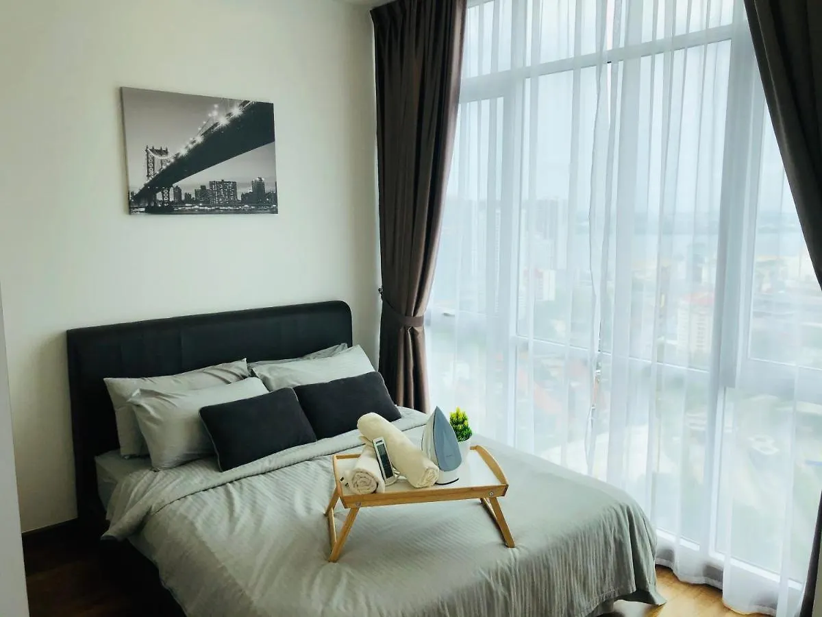 Paragon Suite Homestay By Antlerzone Johor Bahru Apartament