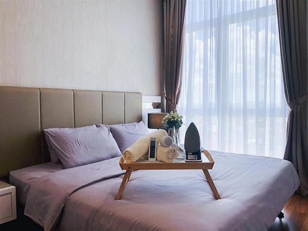 Paragon Suite Homestay By Antlerzone Johor Bahru 0*,