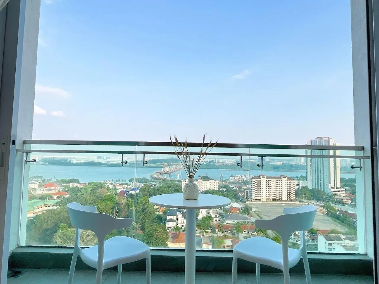 Apartament Paragon Suite Homestay By Antlerzone Johor Bahru